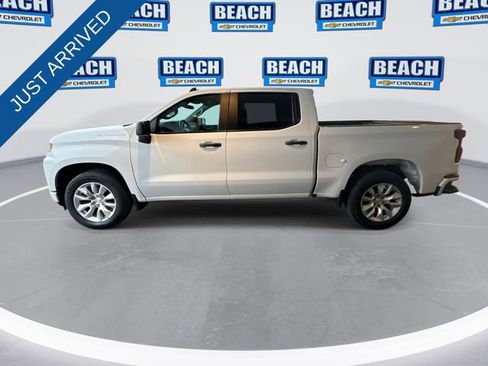 Used 2022 Chevrolet Silverado 1500 Custom image 5