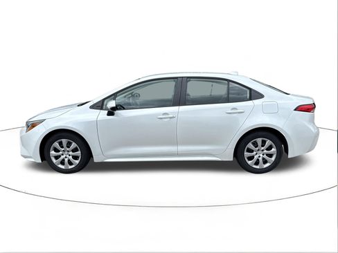 Used 2023 Toyota Corolla LE FWD image 6