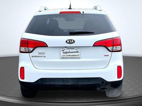 Used 2015 Kia Sorento LX AWD/4WD image 5