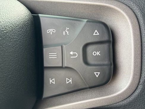 New 2026 Ford Bronco Base image 21