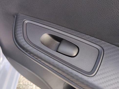 New 2025 Nissan Versa SR w/ Trunk Package image 29