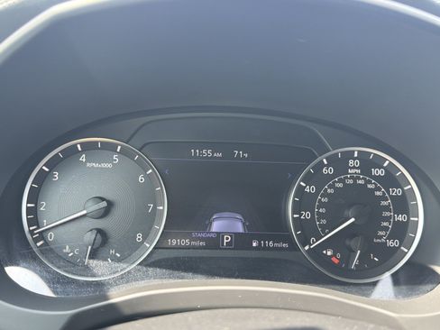 Used 2025 INFINITI QX50 Luxe AWD/4WD image 21