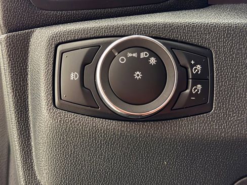 Used 2019 Ford EcoSport SES image 21