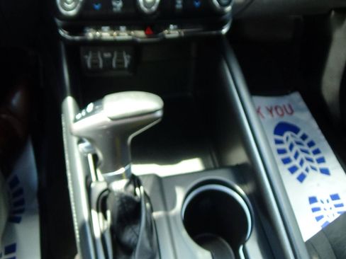 Certified 2024 Dodge Durango SXT AWD/4WD image 32