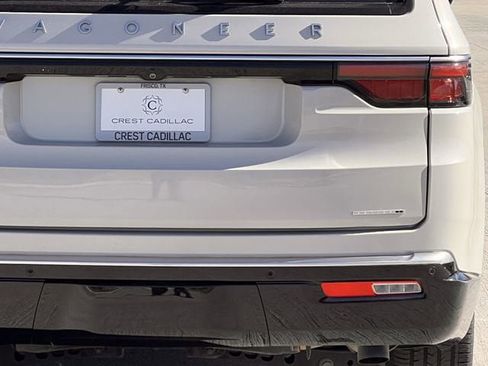 Used 2022 Jeep Wagoneer Series I w/ Convenience Group I image 6