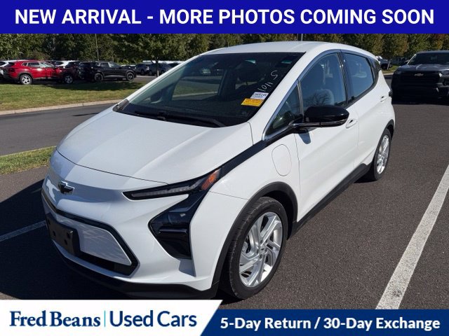 Used 2022 Chevrolet Bolt LT FWD image 3