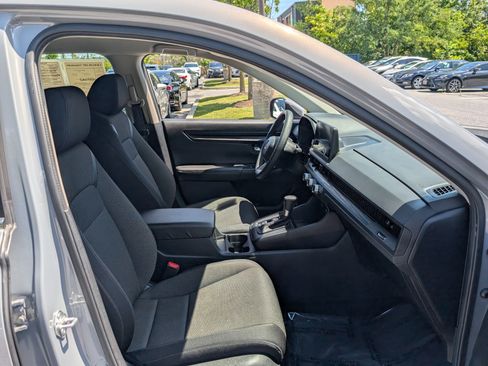 Used 2024 Honda CR-V LX image 7