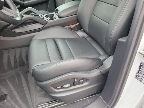 Used 2024 Porsche Cayenne S AWD/4WD image 22