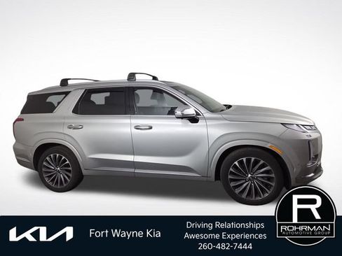 Used 2023 Hyundai Palisade Calligraphy w/ Cargo Package AWD/4WD image 6
