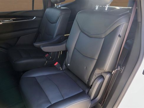 Certified 2024 Cadillac XT6 Premium Luxury w/ Technology Package image 20