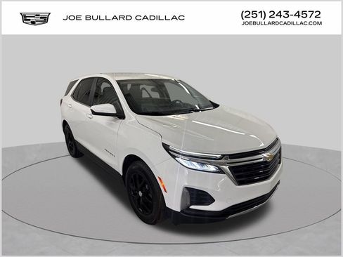 Used 2023 Chevrolet Equinox LT FWD image 1