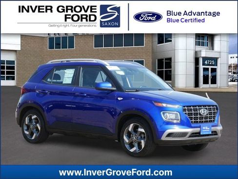 Used 2022 Hyundai Venue SEL FWD image 1