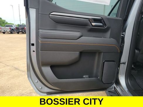 New 2026 GMC Sierra 1500 AT4 w/ AT4 Premium Package AWD/4WD image 10