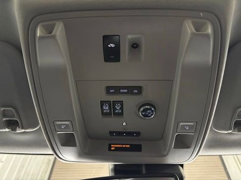 Used 2020 Chevrolet Tahoe Premier image 26