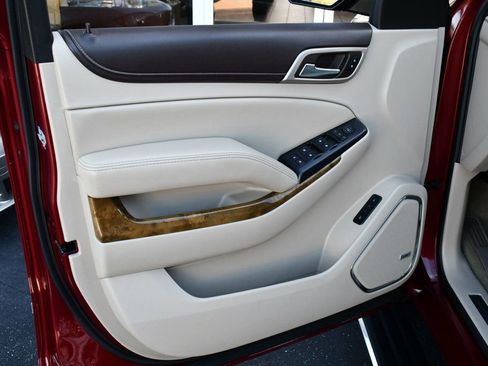 Used 2016 GMC Yukon Denali w/ Open Road Package image 40