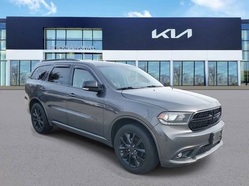 Used 2017 Dodge Durango GT w/ Premium Group image 2
