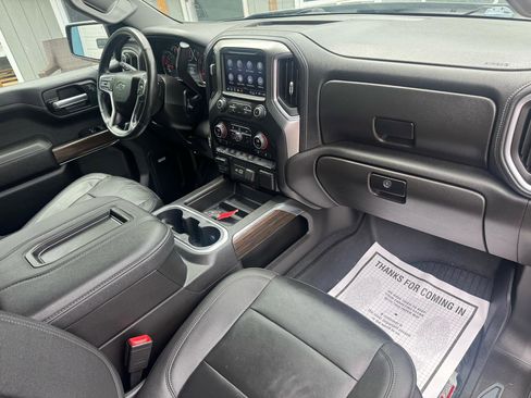 Used 2021 Chevrolet Silverado 1500 LT Trail Boss w/ Convenience Package II AWD/4WD image 35