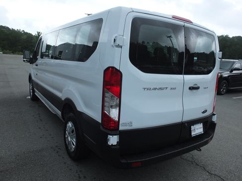 Used 2023 Ford Transit 350 XLT RWD image 5