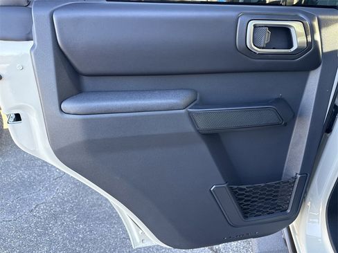 New 2025 Ford Bronco Badlands w/ Sasquatch Package image 24