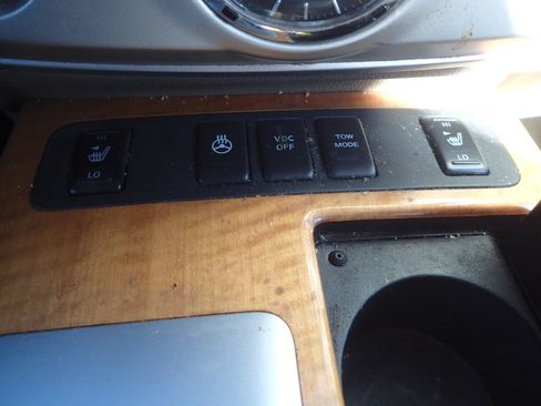 Used 2009 INFINITI QX56 4WD image 24