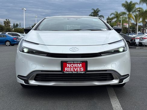 New 2026 Toyota Prius Plug-In Hybrid image 5