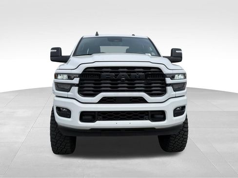 New 2025 RAM 2500 Big Horn AWD/4WD image 8