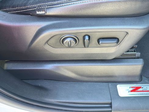 Used 2019 Chevrolet Silverado 1500 LTZ w/ LTZ Premium Package image 28