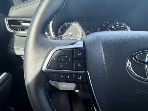 Used 2021 Toyota Highlander XSE image 28