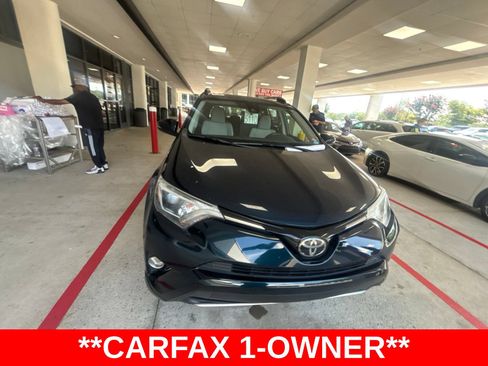 Used 2017 Toyota RAV4 XLE FWD image 1