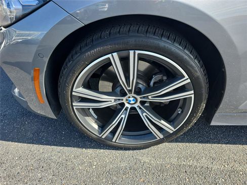 Certified 2024 BMW 330i 330i w/ Premium Package image 7