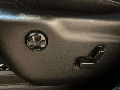 Used 2024 Dodge Durango GT image 27