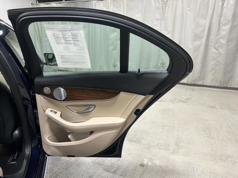 Used 2021 Mercedes-Benz C 300 4MATIC Sedan image 24
