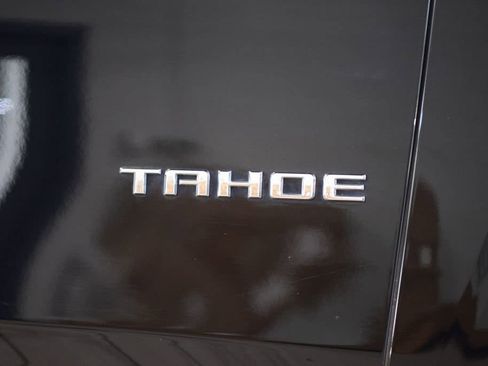 Used 2023 Chevrolet Tahoe Premier AWD/4WD image 14
