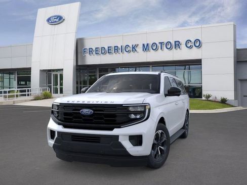 New 2026 Ford Expedition Max Active image 2