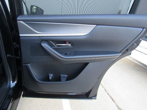 Used 2024 MAZDA CX-90 3.3 Turbo w/ Preferred Package image 24