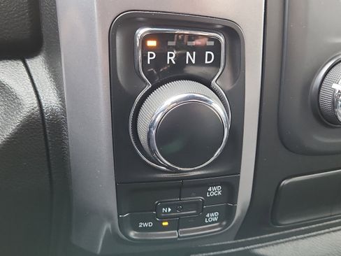 Used 2024 RAM 1500 Warlock AWD/4WD image 21