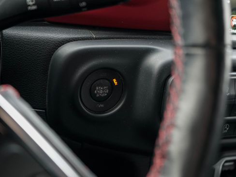 Used 2018 Jeep Wrangler Unlimited Rubicon image 22