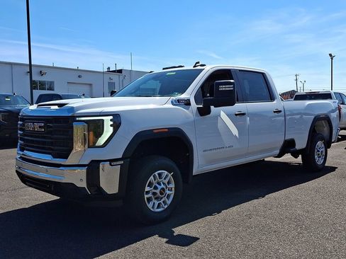 New 2026 GMC Sierra 2500 Pro w/ 1SA Pro Safety Plus Package AWD/4WD image 2