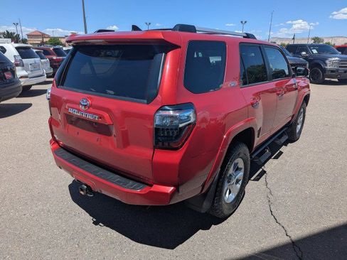 Used 2019 Toyota 4Runner SR5 Premium AWD/4WD image 5