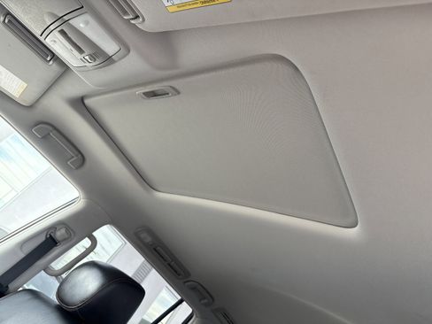 Used 2017 Nissan Armada Platinum w/ Captain Seat Package image 25