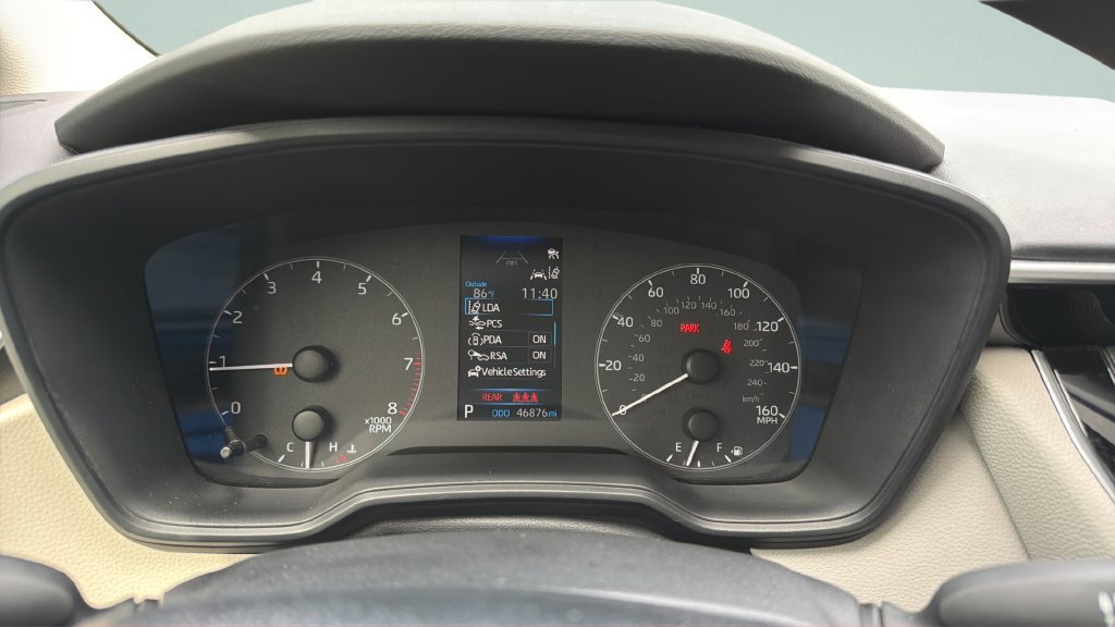 Used 2025 Toyota Corolla LE FWD image 29