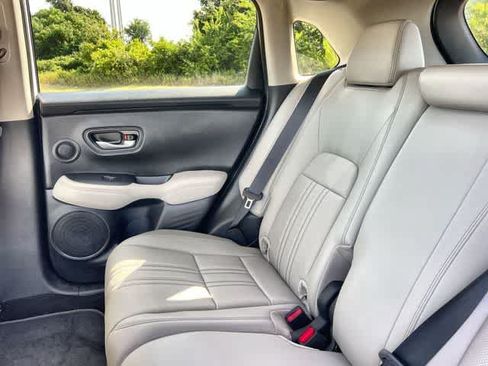 Used 2026 Honda HR-V EX-L image 14