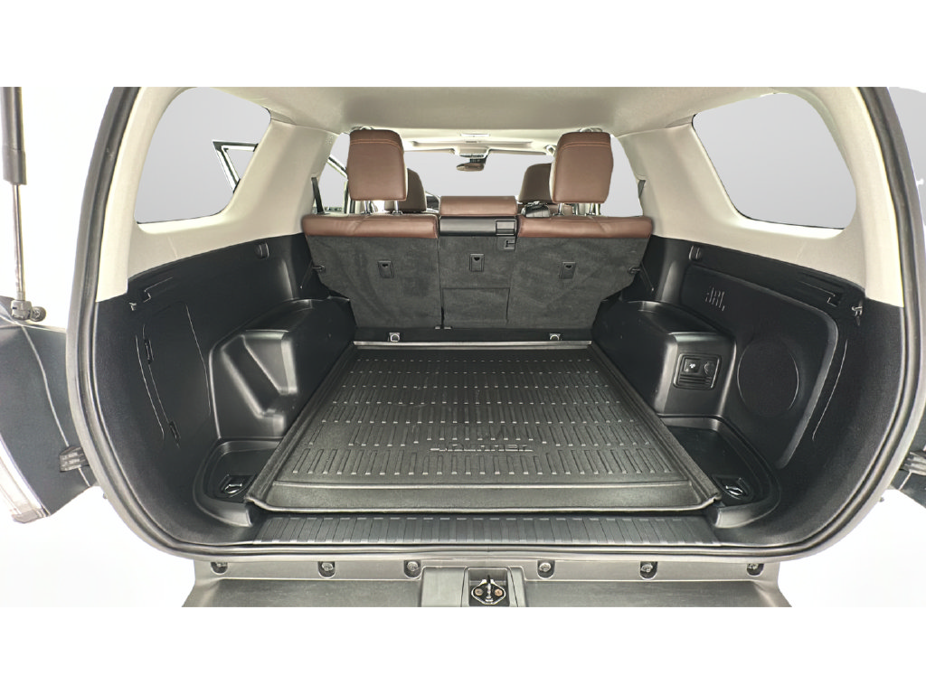 Used 2022 Toyota 4Runner Limited AWD/4WD image 26