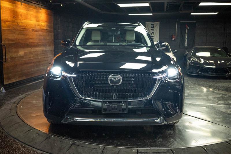Used 2024 MAZDA CX-90 Plug-In Hybrid w/ Premium Plus AWD/4WD image 4