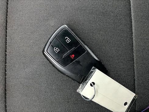 Used 2023 Chevrolet Colorado Trail Boss w/ Technology Package AWD/4WD image 11