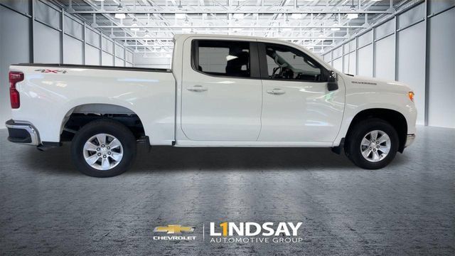 Certified 2026 Chevrolet Silverado 1500 LT AWD/4WD image 4