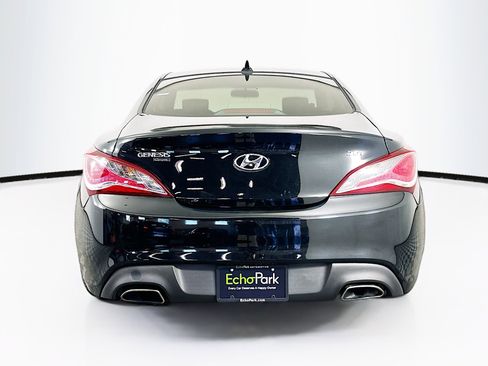 Used 2013 Hyundai Genesis 2.0T image 7