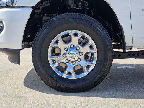 Used 2024 RAM 2500 Laramie image 11