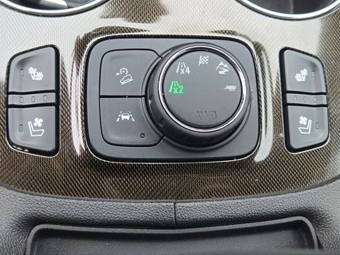 Used 2023 GMC Acadia AT4 w/ Technology Package image 34