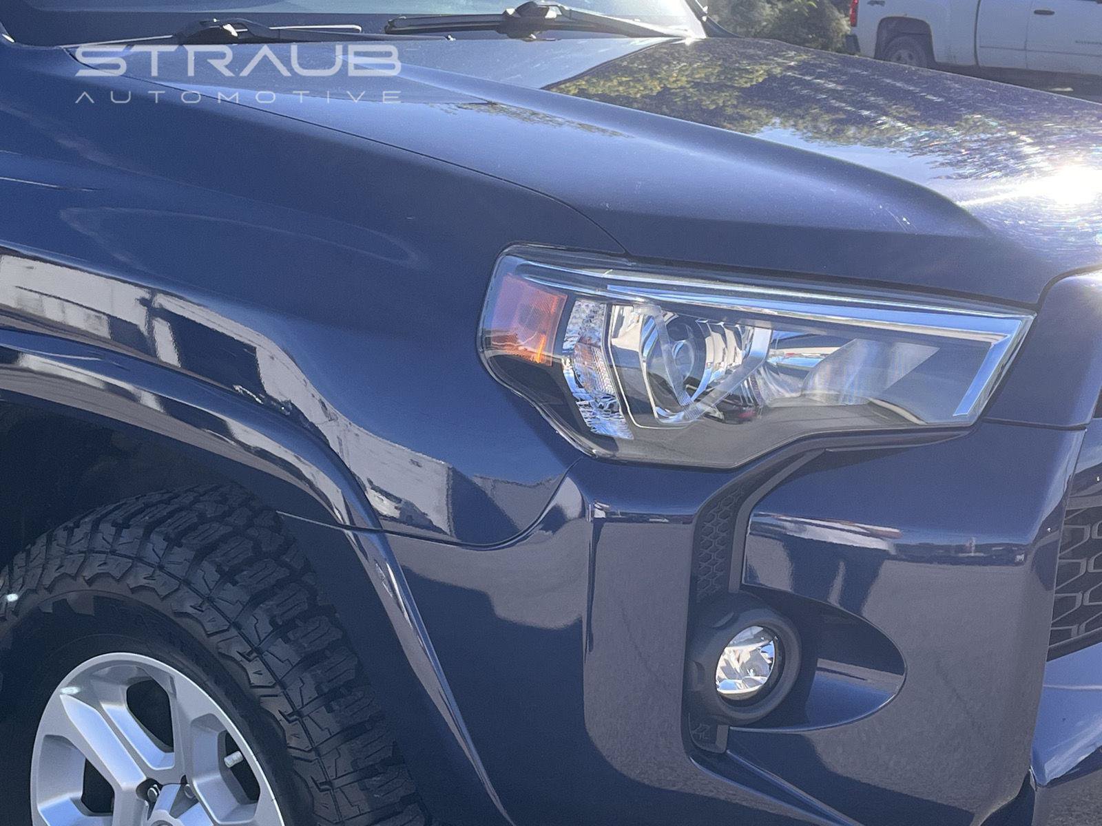 Used 2023 Toyota 4Runner SR5 AWD/4WD image 10